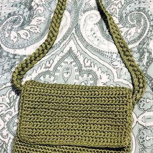 The Sak cute small green cross body purse....great condition!